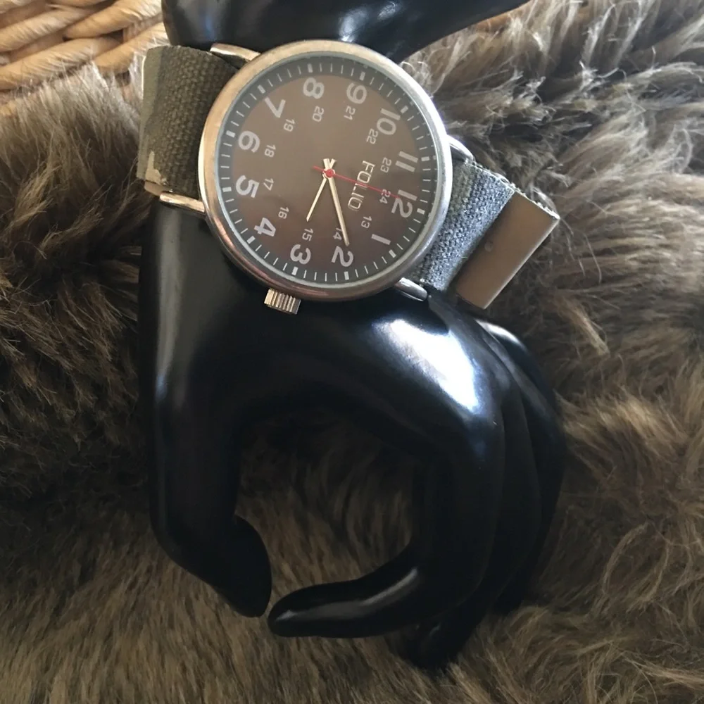 Men’s Folio faux leather camo band watch